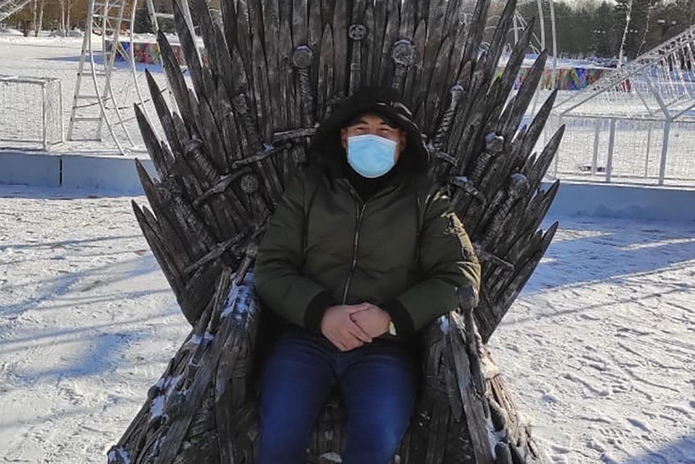 На площади Республики появится фотозона – трон из 
