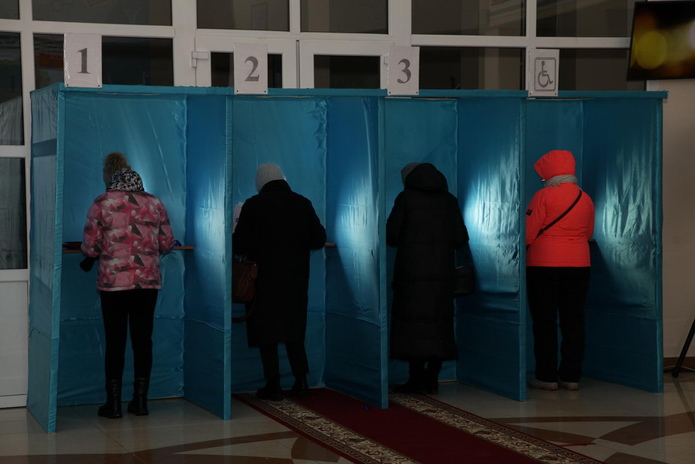 С 7 утра в Усть-Каменогорске открылись избирательные участки