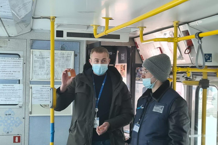 В трамваях Усть-Каменогорска запускается система электронного билетирования