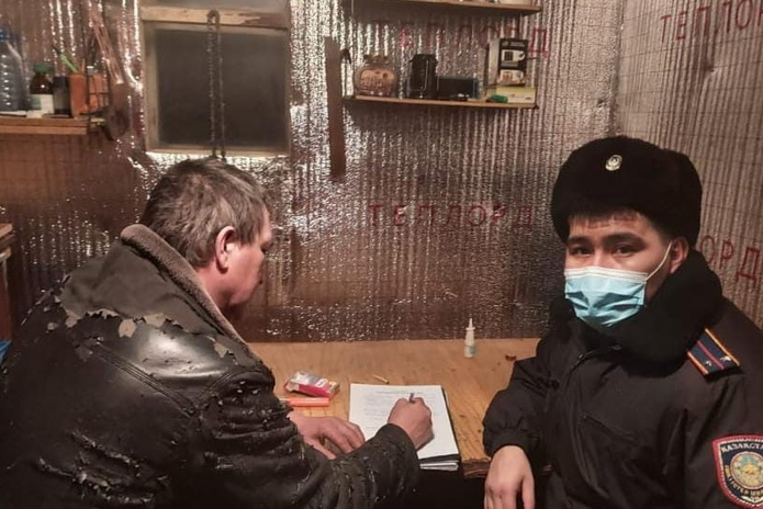 Почти 100 человек в ВКО получили запрет употреблять алкоголь