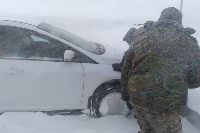 Автовладельцы, попавшие в переметы, не хотели, чтобы их спасали