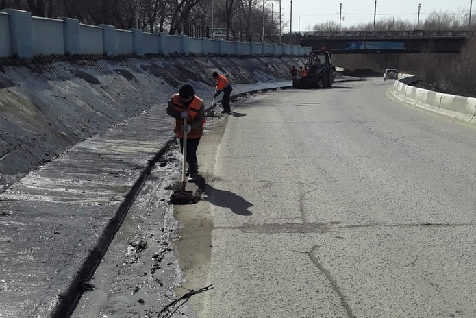 В городе наводят чистоту