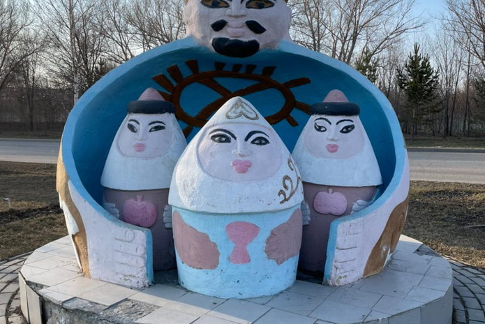 С Аллеи влюблённых убрали сломанные и некрасивые скульптуры
