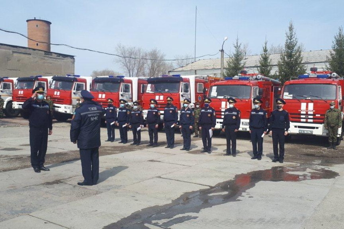 У пожарных ВКО - 11 новых автоцистерн
