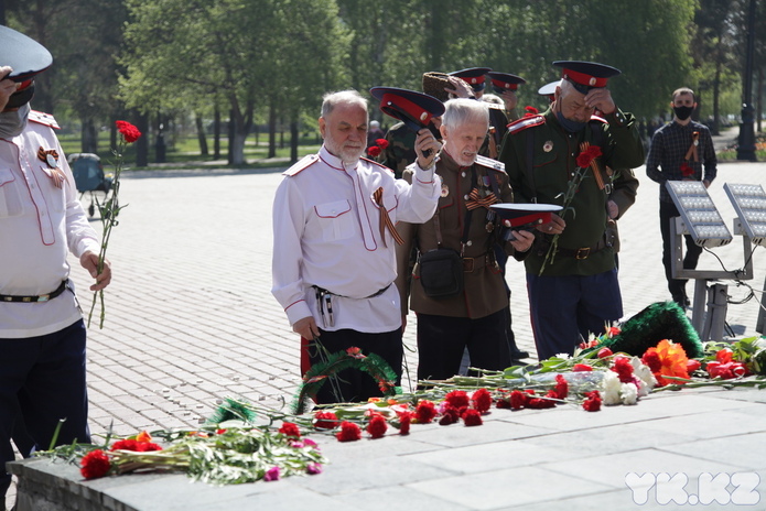 Второй год подряд 9 мая в Усть-Каменогорске отмечают без массовых концертов и шествий