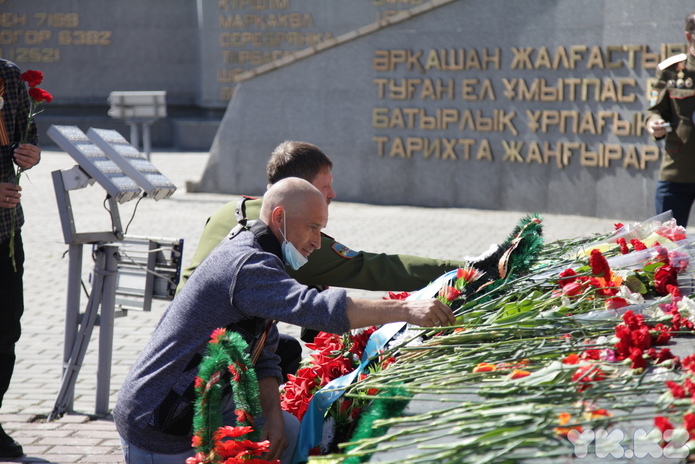 Второй год подряд 9 мая в Усть-Каменогорске отмечают без массовых концертов и шествий