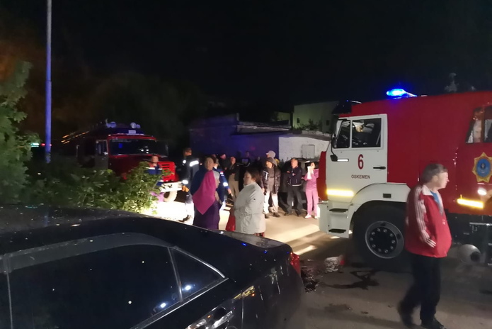 В Усть-Каменогорске при пожаре спасено 12 человек