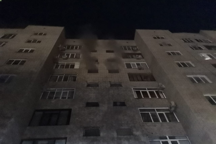 В Усть-Каменогорске при пожаре спасено 12 человек