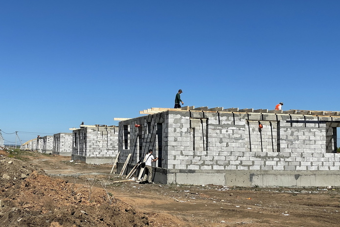 В 28 микрорайоне сданы 54 дома, но инфраструктура до сих пор не готова