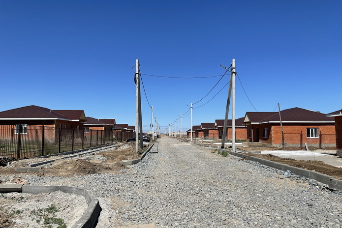 В 28 микрорайоне сданы 54 дома, но инфраструктура до сих пор не готова
