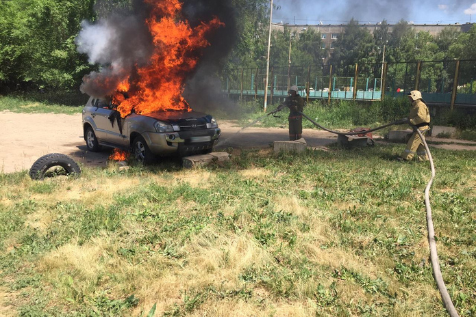 В Усть-Каменогорске сгорел Hyundai