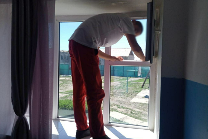 В ВКО из спецшколы сбежали двое подростков