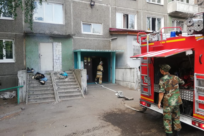 Двое устькаменогорцев спасли при пожаре инвалида