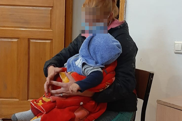 Так живут дети Усть-Каменогорска: хлам, нищета, алкоголь