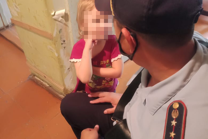 Так живут дети Усть-Каменогорска: хлам, нищета, алкоголь