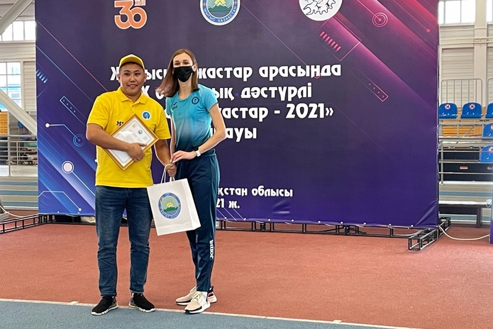 Конкурс среди рабочей молодежи 