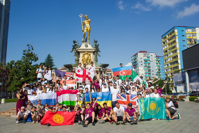 Языковой лагерь в Грузии объявляет набор детей на летние каникулы
