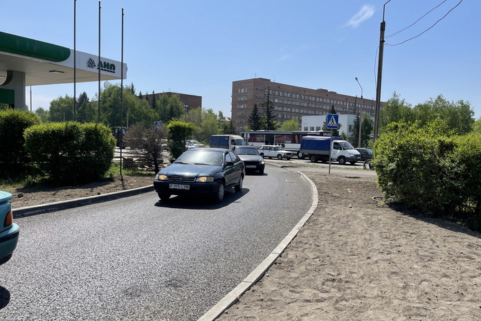 В Усть-Каменогорске практически готовы еще два правосторонних съезда