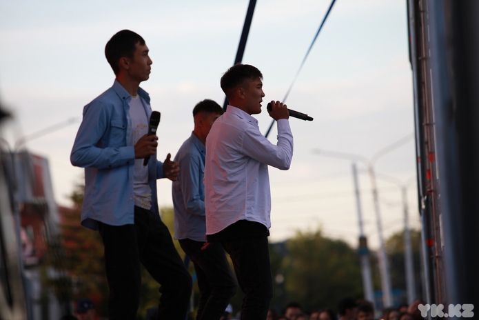 В Усть-Каменогорске состоялся концерт в поддержку предстоящего референдума