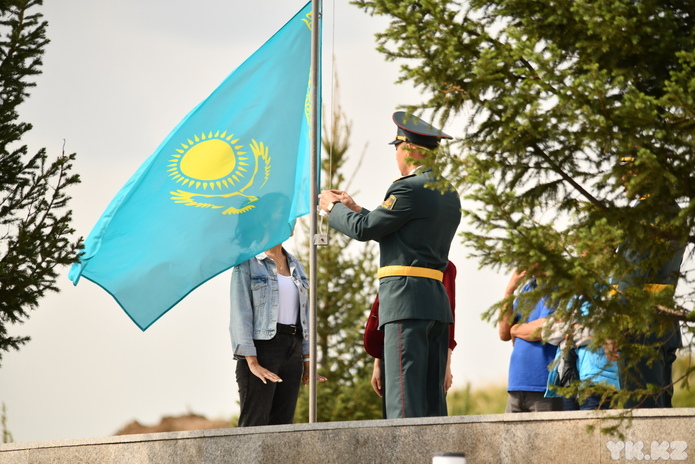 День государственных символов отметили в Усть-Каменогорске