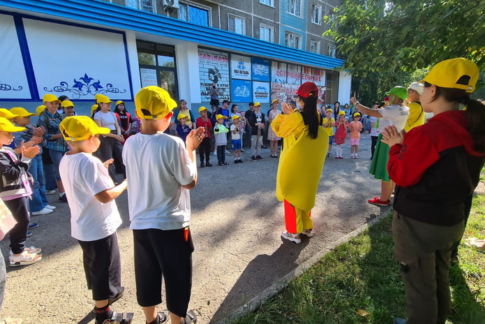 Начался первый заезд в детский лагерь отдыха 
