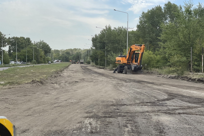 В Усть-Каменогорске на улице Интернациональная начался ремонт дороги
