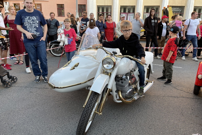 Устькаменогорцы 