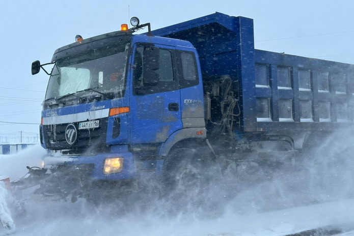 На чистку городских дорог вышла вся техника