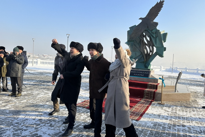 В Усть-Каменогорске появилась скульптурная композиция 