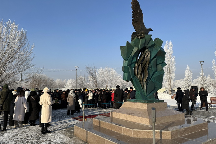 В Усть-Каменогорске появилась скульптурная композиция 