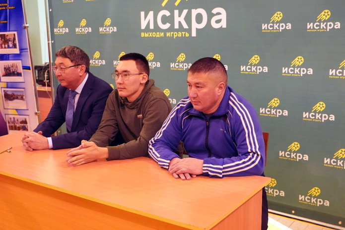 “Искра” открыла бесплатный футбольный клуб для детей из ВКО