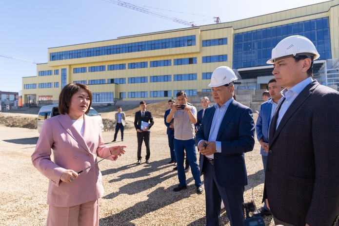 Вице-премьер РК Алтай Кульгинов посетил ВКО