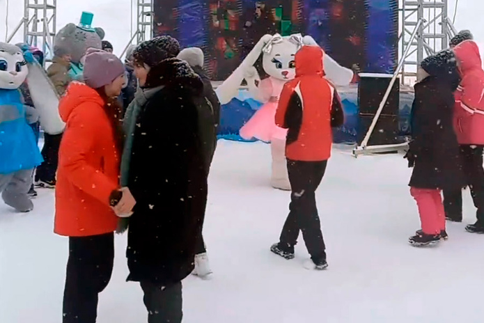 В ВКО на горнолыжном курорте прошли соревнования по сноуборд-кроссу и ски-кроссу