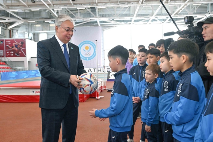 Юный футболист попросил Президента построить крытый футбольный мини-стадион