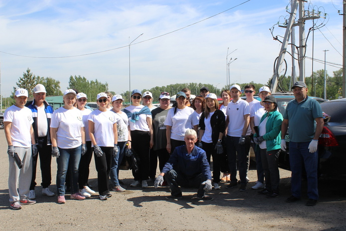 Работники банковской системы региона приняли участие в экологической акции 