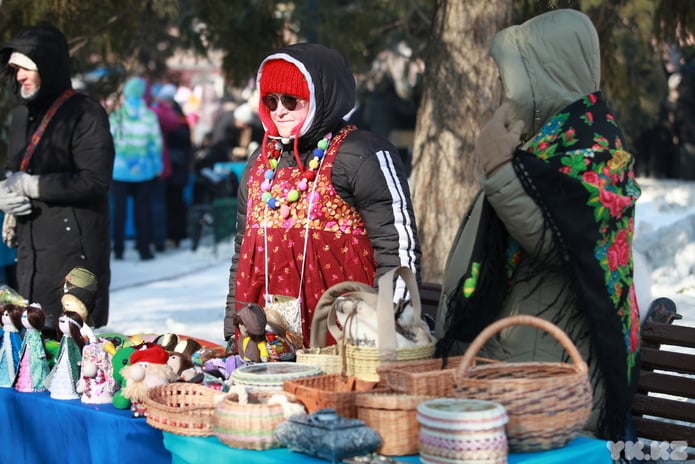 В Усть-Каменогорске широко отметили Масленицу