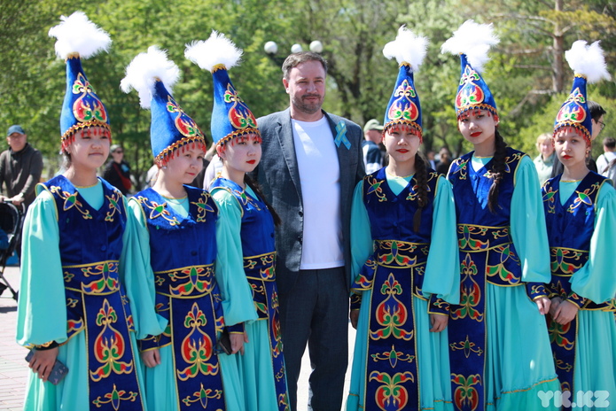 В Усть-Каменогорске отмечают День единства народа Казахстана
