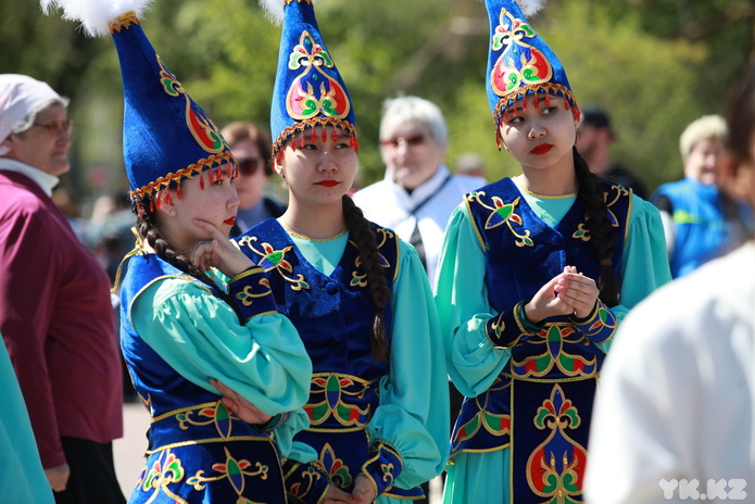 В Усть-Каменогорске отмечают День единства народа Казахстана
