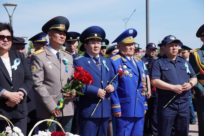 В Уланском районе появился мурал Касыма Кайсенова