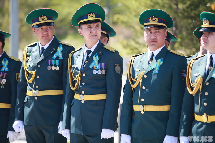 В Усть-Каменогорске почтили память первого министра обороны Сагадата Нурмагамбетова