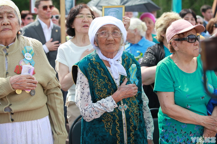 В Усть-Каменогорске празднуют 80 лет Великой Победы
