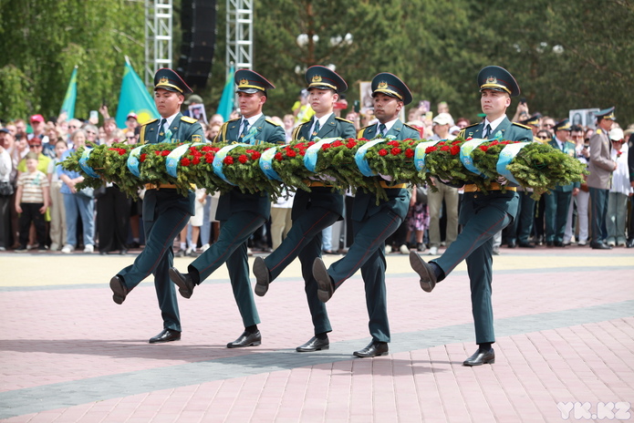 В Усть-Каменогорске празднуют 80 лет Великой Победы