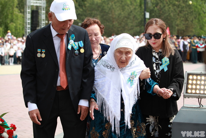 В Усть-Каменогорске празднуют 80 лет Великой Победы