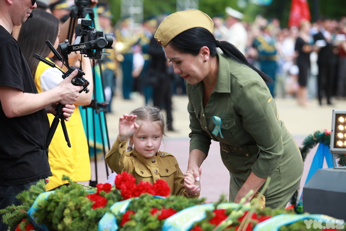 В Усть-Каменогорске празднуют 80 лет Великой Победы