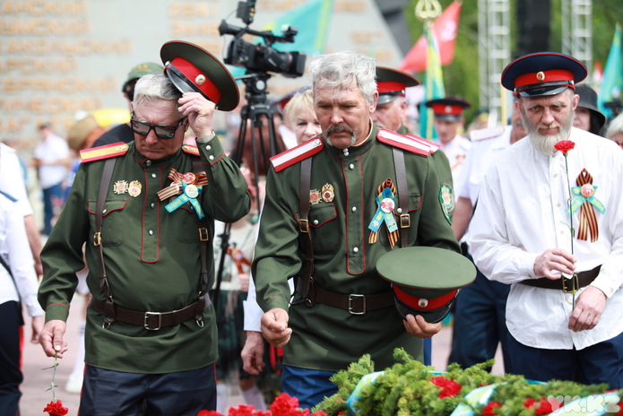 В Усть-Каменогорске празднуют 80 лет Великой Победы