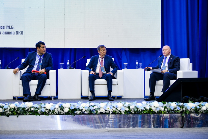 Роботы, инвестиции и партнерство: “Казцинк” принял участие в Altai Invest – 2025