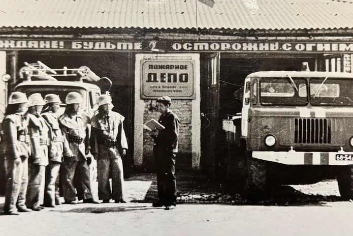 В Усть-Каменогорске открылась фотовыставка, посвящённая пожарным и спасателям