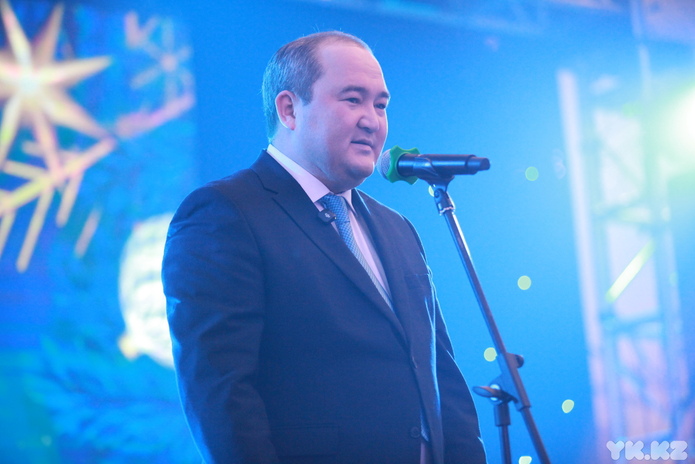 В Усть-Каменогорске состоялась новогодняя ёлка акима города