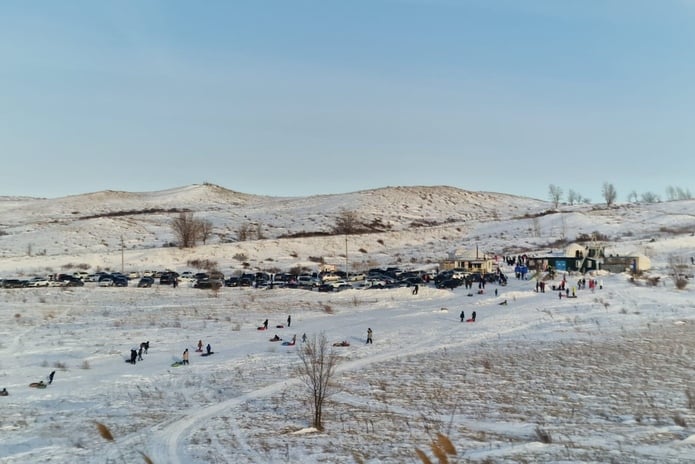 Зимний Чечек стал местом притяжения для жителей Усть-Каменогорска
