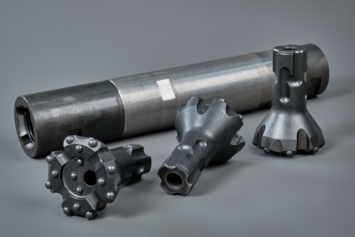 УльтраКом расширяет линейку бурового става для горнодобывающих компаний